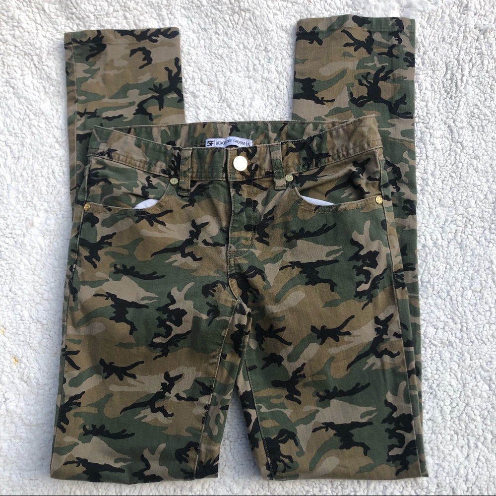 Tory Burch jeans super skinny camo print size 25 camouflage green pre-loved